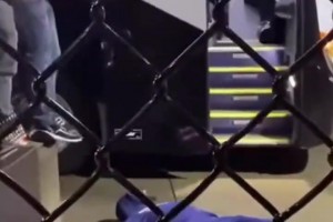 被扔N次了！AI恶搞天王山后活塞把杜伦赶下车
